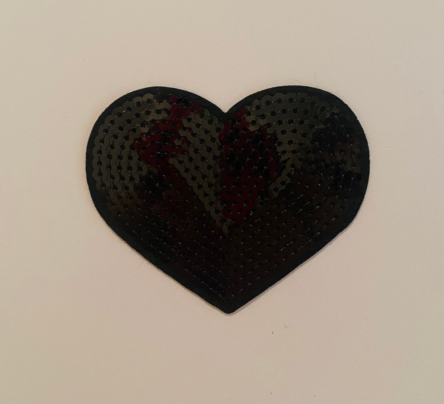 HEART SEQUIN HAT PATCH (BLACK)